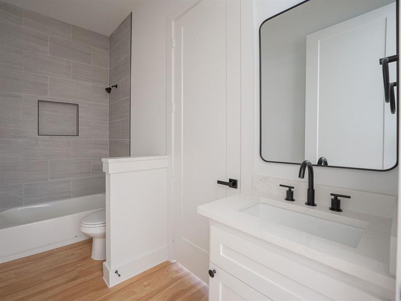 Furnished interior view inside a new home in , Dallas (Image 10). Furnished interior view inside a new home in , Dallas (Image 10).