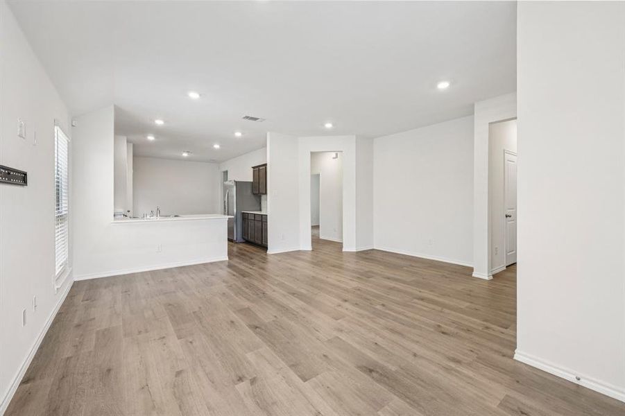 Spacious, unfurnished interior of a new home in , Lavon (Image 30). Spacious, unfurnished interior of a new home in , Lavon (Image 30).
