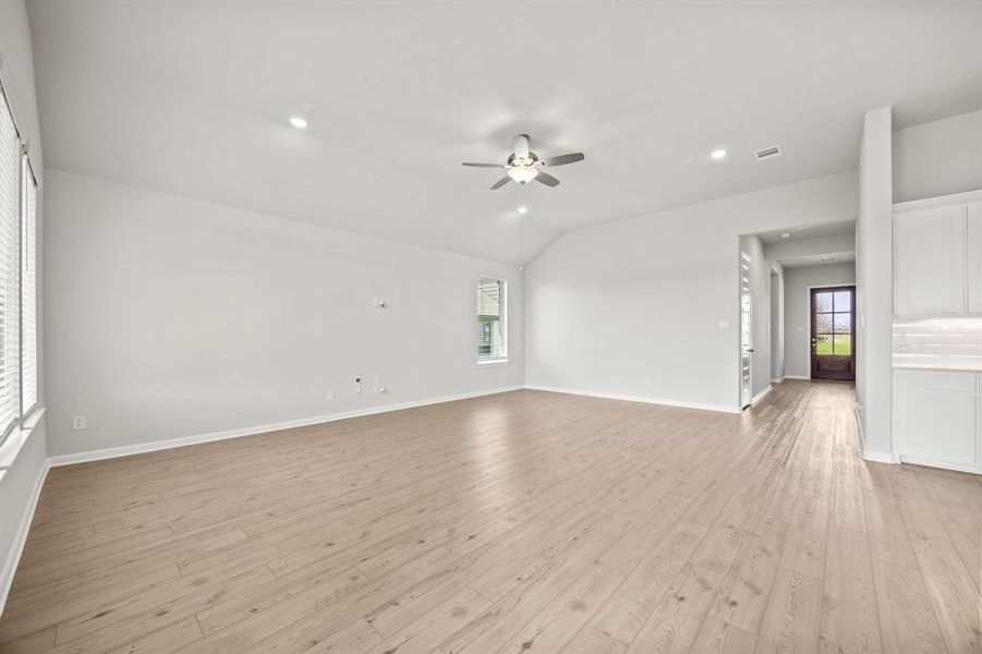 11-web-or-mls-605-bonnie-rose-ln