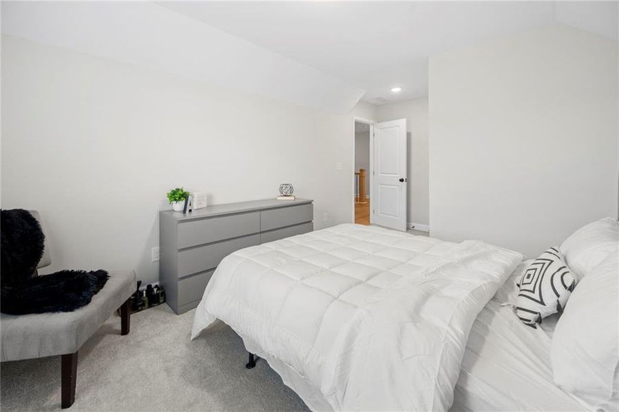 Furnished interior view inside a new home in Avenbrook, Mableton (Image 4).