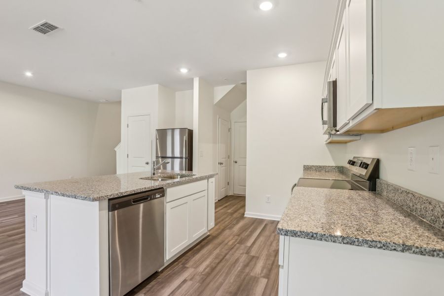 Representative furnished interior of a home built from the Echo by Starlight Homes in Chestnut Grove, Douglasville (Image 14).