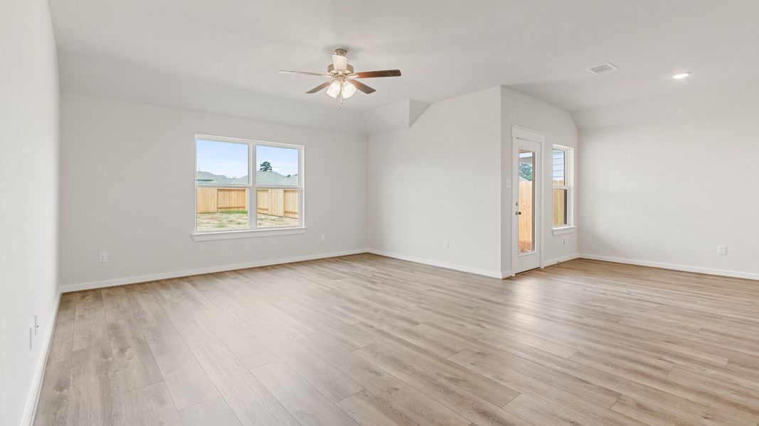 Representative furnished interior of a home built from the Avalon by Brightland Homes in Mostyn Springs, Magnolia (Image 7).