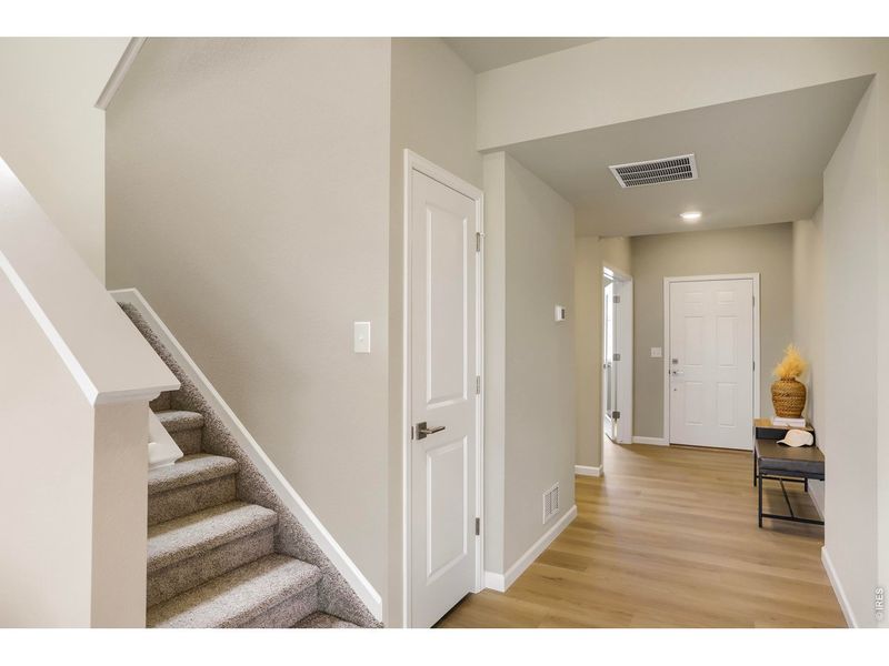 Spacious, unfurnished interior of a new home in Country Club Reserve, Fort Collins (Image 21).