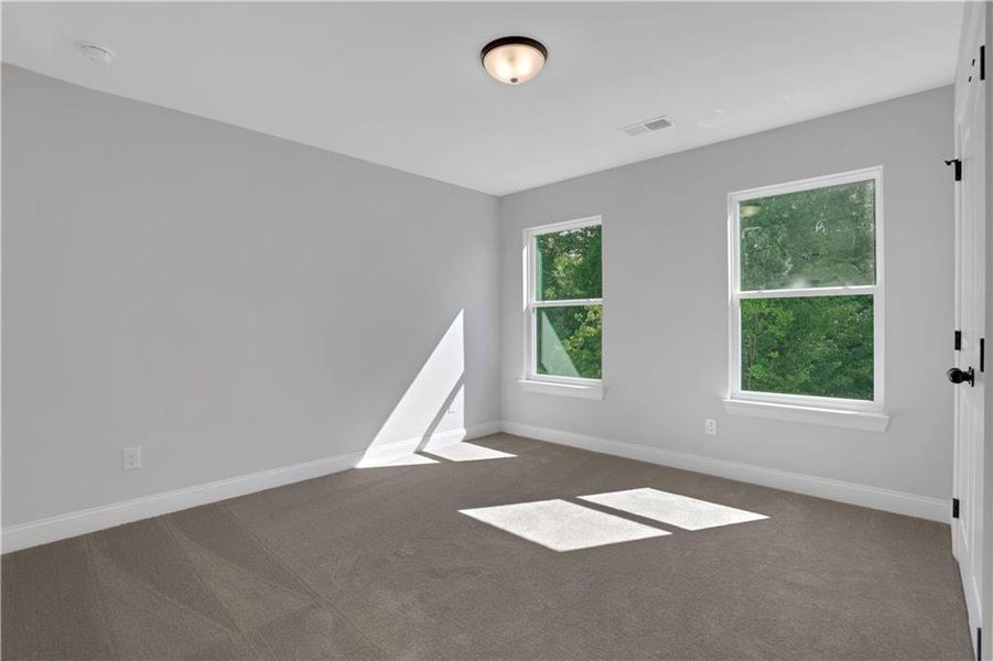 Spacious, unfurnished interior of a new home in Villas at Dawsonville, Dawsonville (Image 20).