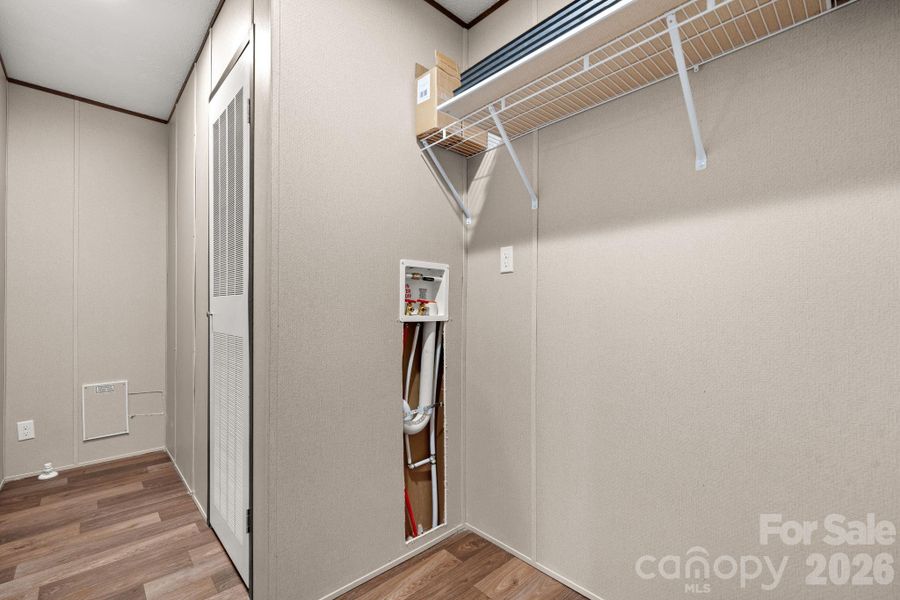 Spacious, unfurnished interior of a new home in , Maiden (Image 19).
