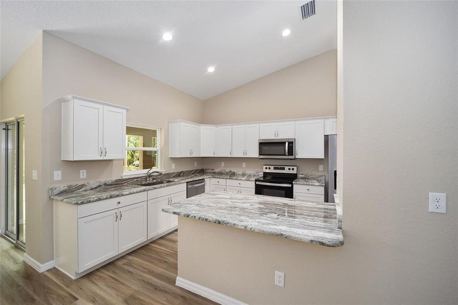 Furnished interior view inside a new home in , Dunnellon (Image 14).
