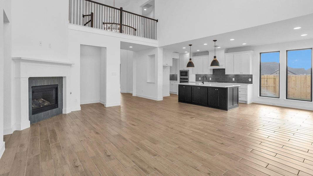 Spacious, unfurnished interior of a new home in Escondido 80', Magnolia (Image 17). Spacious, unfurnished interior of a new home in Escondido 80', Magnolia (Image 17).