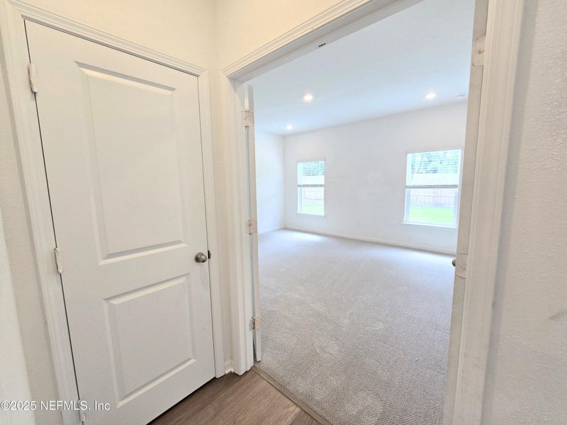 Spacious, unfurnished interior of a new home in Hyland Trail, Green Cove Springs (Image 13). Spacious, unfurnished interior of a new home in Hyland Trail, Green Cove Springs (Image 13).