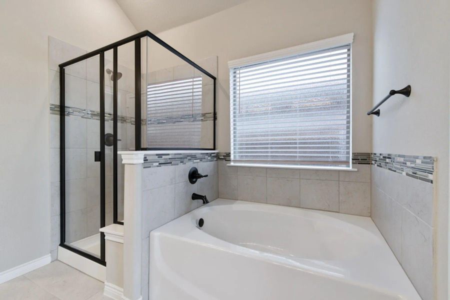 Primary Bathroom | Concept 2440 at Hulen Trails in Fort Worth, TX by Landsea Homes