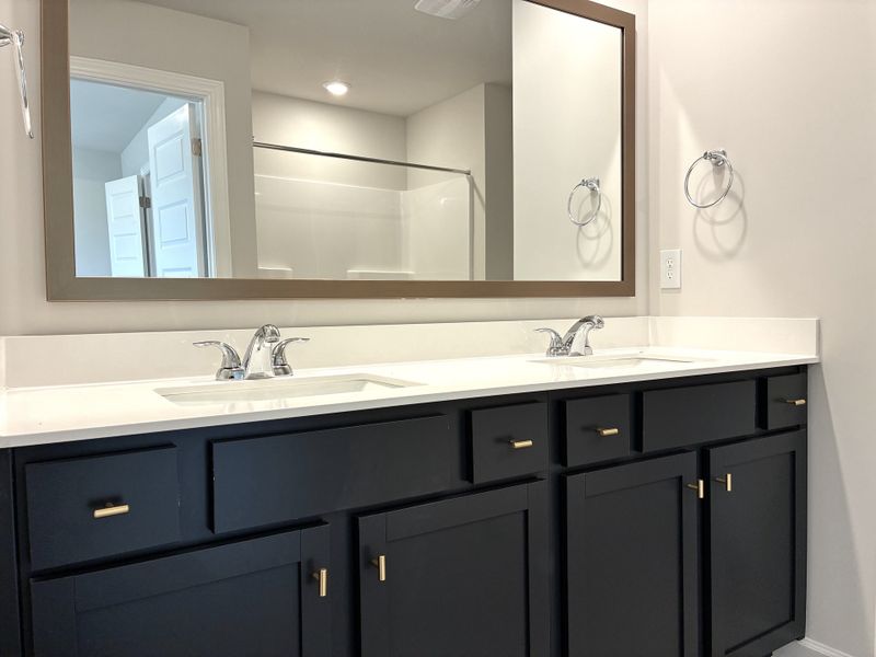 Furnished interior view inside a new home in Holly Ridge, Greenville (Image 9).