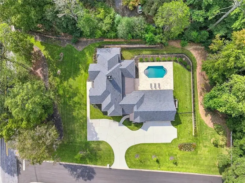 Image 73 of a home in .
