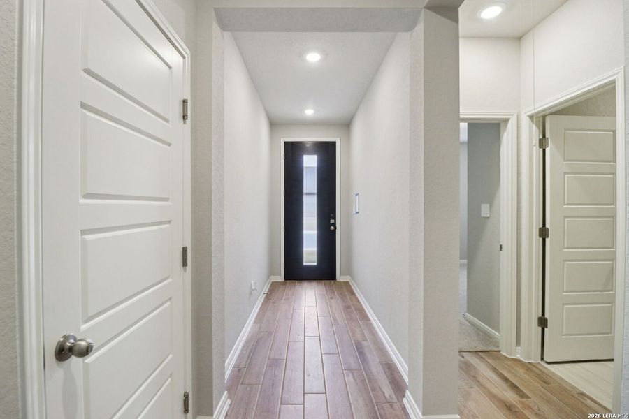 Spacious, unfurnished interior of a new home in Kallison Ranch, San Antonio (Image 14).