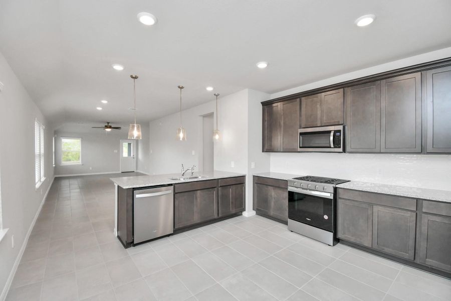 Furnished interior view inside a new home in Montgomery Ridge: Founders Collection, Montgomery (Image 4).