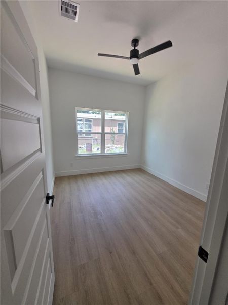 Spacious, unfurnished interior of a new home in , Cleveland (Image 14).