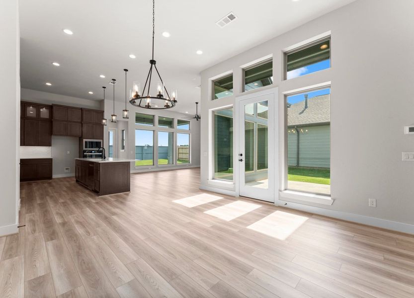 21-custom-DVA06244 21-custom-DVA06244