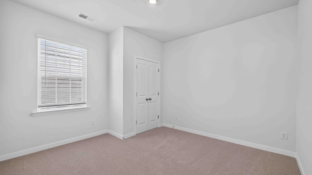 Spacious, unfurnished interior of a new home in Secrest Commons, Monroe (Image 16).
