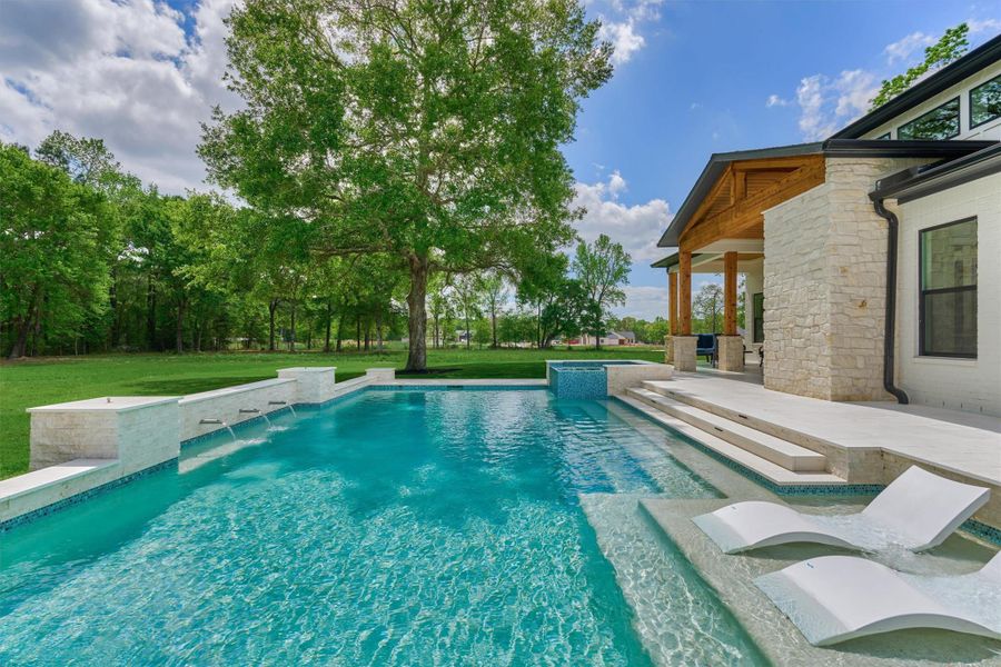 Exterior details and patio area of a home in , Montgomery (Image 4).