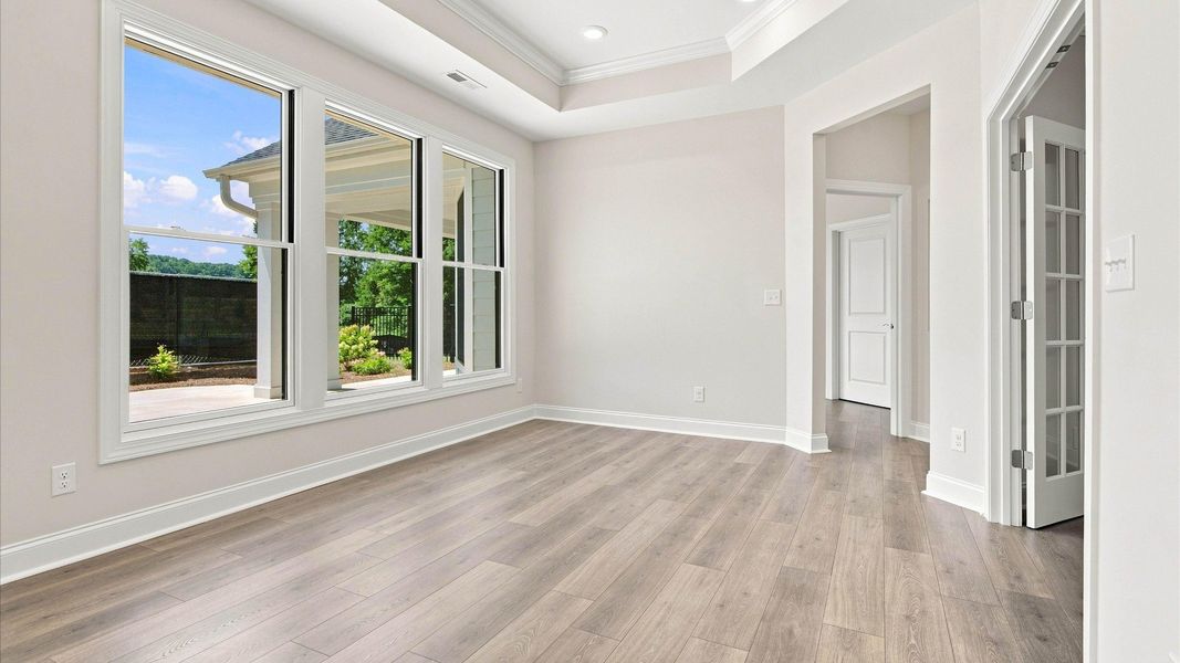 Spacious, unfurnished interior of a new home in The Courtyards at Hodges Farm, Charlotte (Image 14).