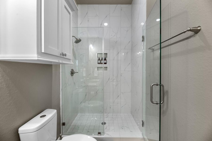 Furnished interior view inside a new home in , Freeport (Image 30).