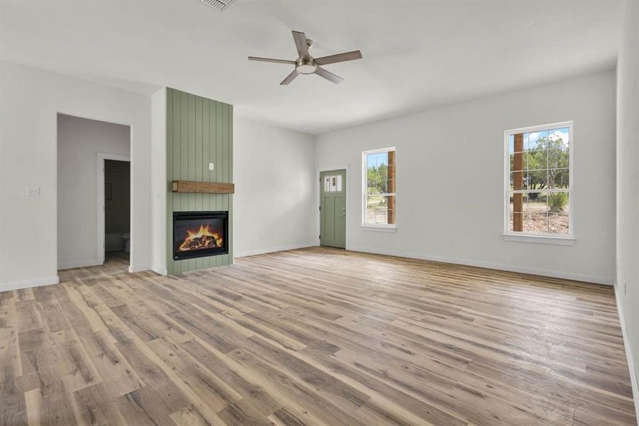 Spacious, unfurnished interior of a new home in , Bluff Dale (Image 14).