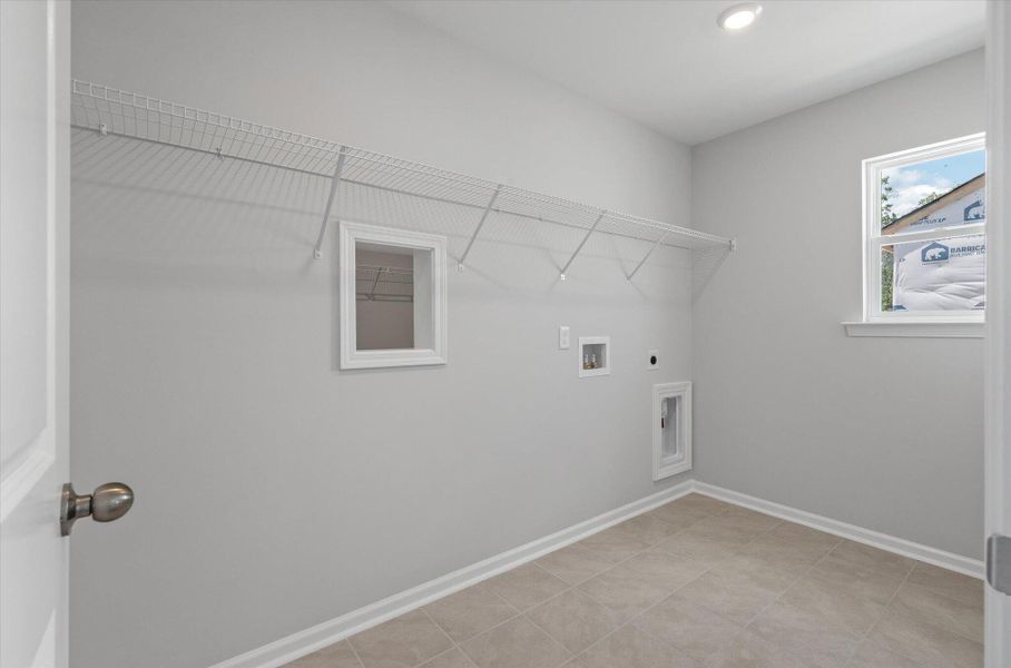 Spacious, unfurnished interior of a new home in Oakley Pointe, Moncks Corner (Image 17). Spacious, unfurnished interior of a new home in Oakley Pointe, Moncks Corner (Image 17).