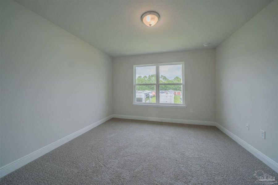 Spacious, unfurnished interior of a new home in Westpointe Place, Pensacola (Image 15).