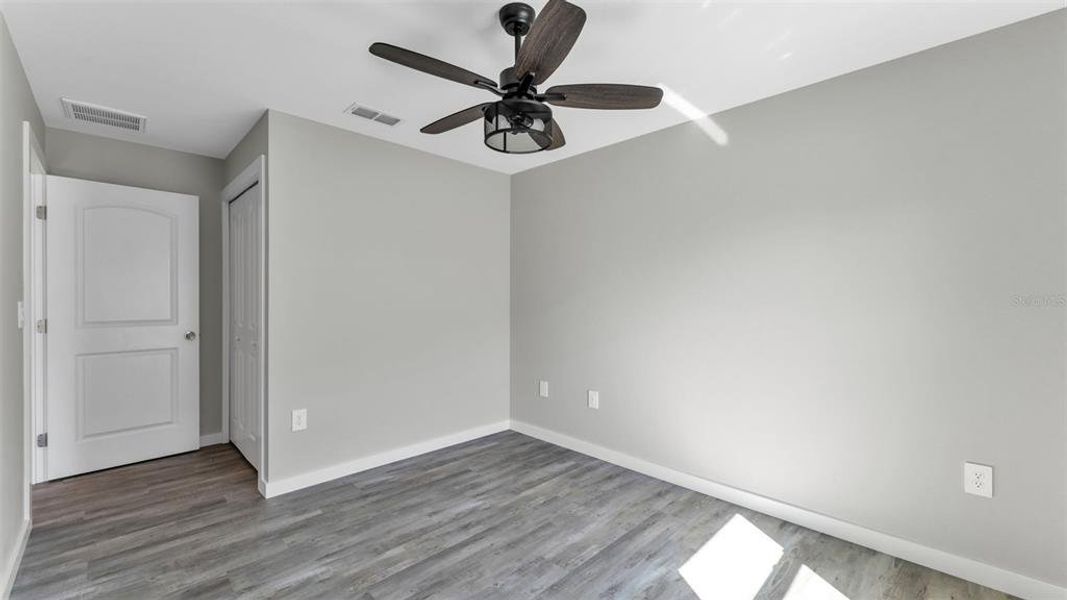Spacious, unfurnished interior of a new home in , Lakeland (Image 26).