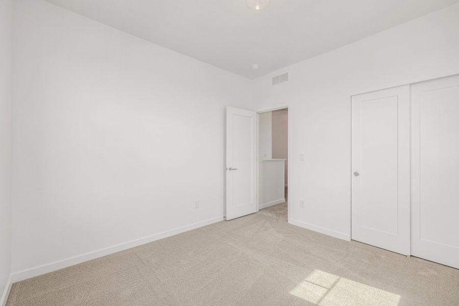 Spacious, unfurnished interior of a new home in Arras Park, Thornton (Image 34).