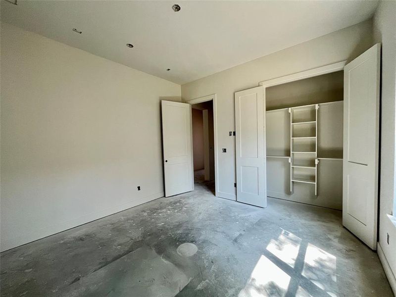 Unfurnished bedroom with a closet