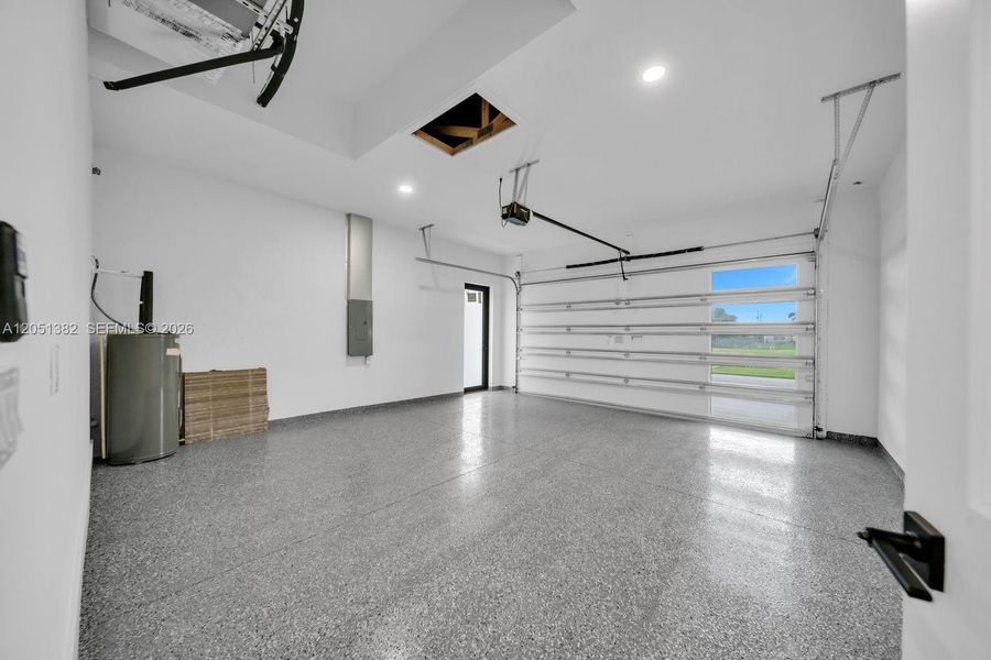Spacious, unfurnished interior of a new home in , Lehigh Acres (Image 28). Spacious, unfurnished interior of a new home in , Lehigh Acres (Image 28).