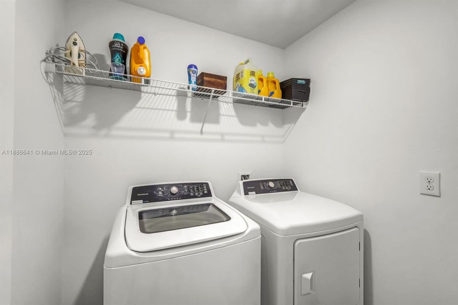 Close-up of interior finishes inside a home in , North Fort Myers (Image 19).