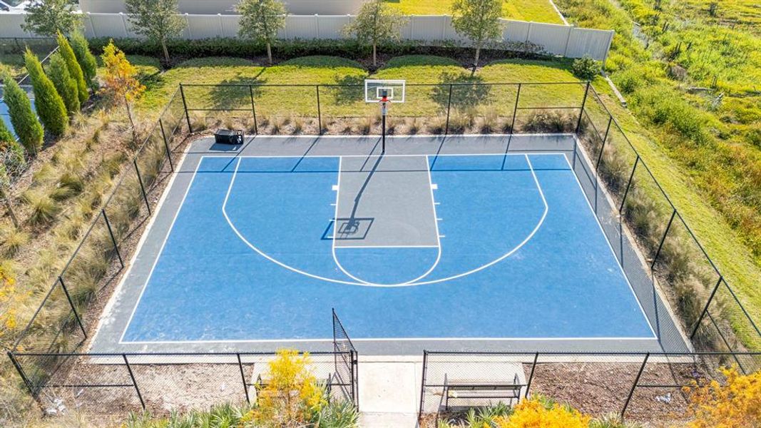 Community amenities in North Park Isle: The Estates II, Plant City (Image 47). Community amenities in North Park Isle: The Estates II, Plant City (Image 47).