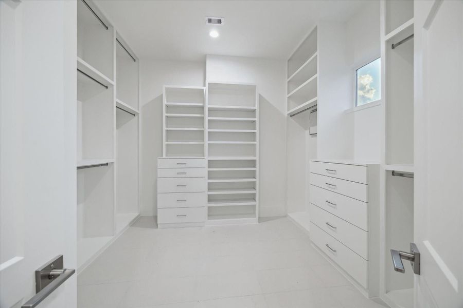 Image 25 of a home in . Image 25 of a home in .