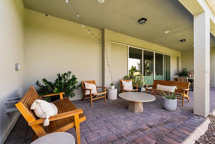 Furnished interior view inside a new home in , Winter Garden (Image 12).