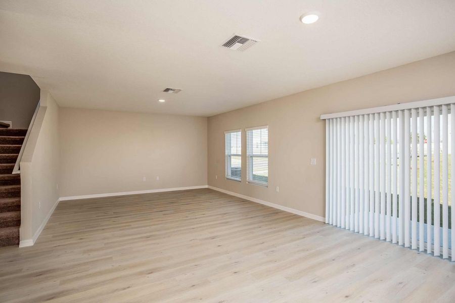 Spacious, unfurnished interior of a new home in Lawson Dunes, Haines City (Image 16). Spacious, unfurnished interior of a new home in Lawson Dunes, Haines City (Image 16).
