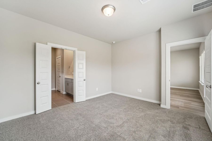 Photo is not of the actual home but is an inspirational photo of builder’s model home and may depict options, furnishings, and/or decorator features that are not included.