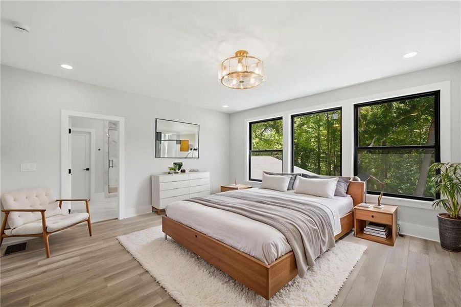 Furnished interior view inside a new home in , Roswell (Image 54).