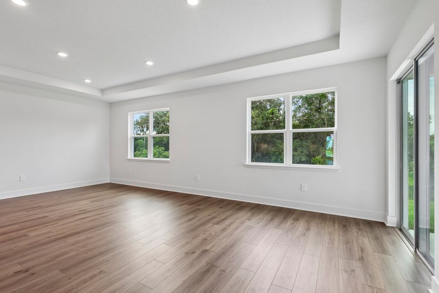 Representative unfurnished interior of a home built from the Lark by Hartizen Homes in Eden Crest, Apopka (Image 32).