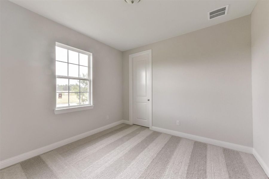 Spacious, unfurnished interior of a new home in Evergreen 55', Conroe (Image 21).