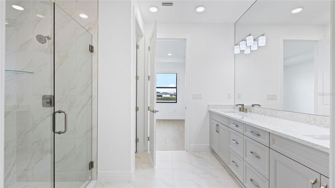 Furnished interior view inside a new home in Cresswind Lakewood Ranch, Lakewood Ranch (Image 9).