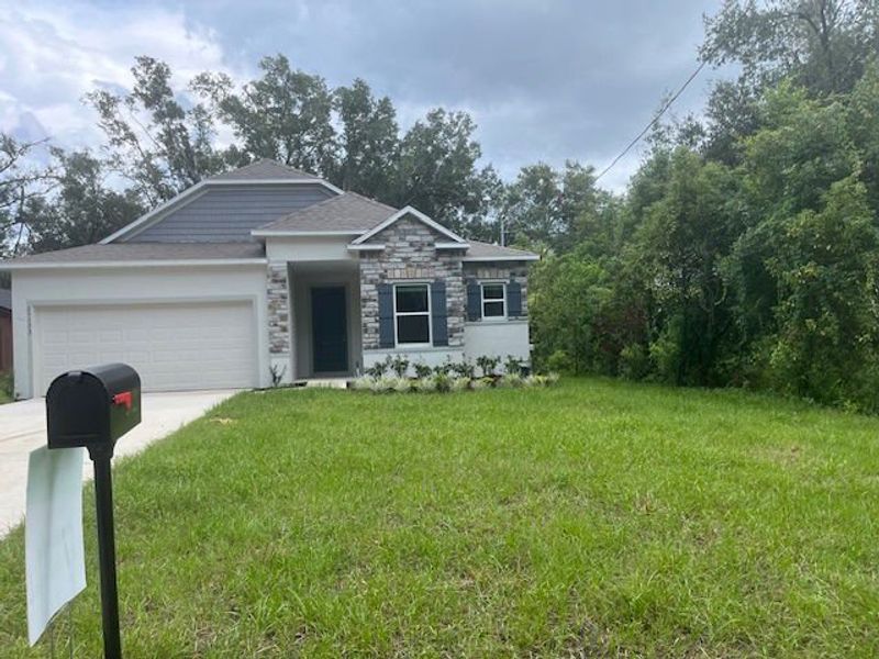 Image 12 of a home in Sorrento & Mount Dora. Image 12 of a home in Sorrento & Mount Dora.