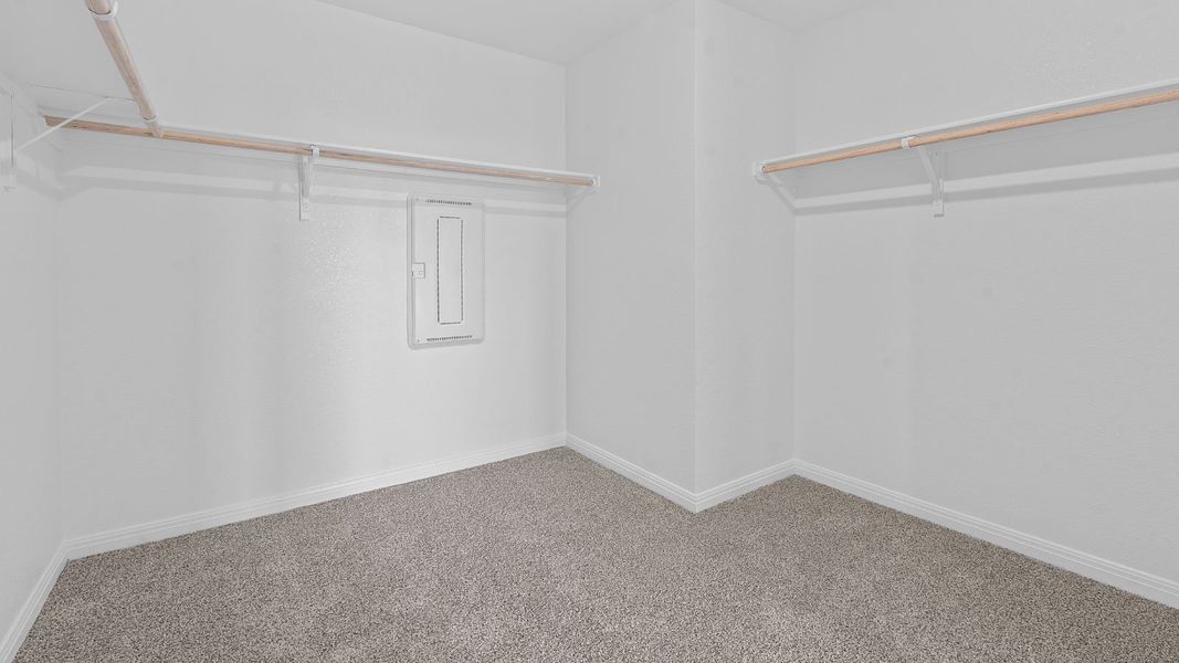 Spacious, unfurnished interior of a new home in Carillon, Manor (Image 26). Spacious, unfurnished interior of a new home in Carillon, Manor (Image 26).