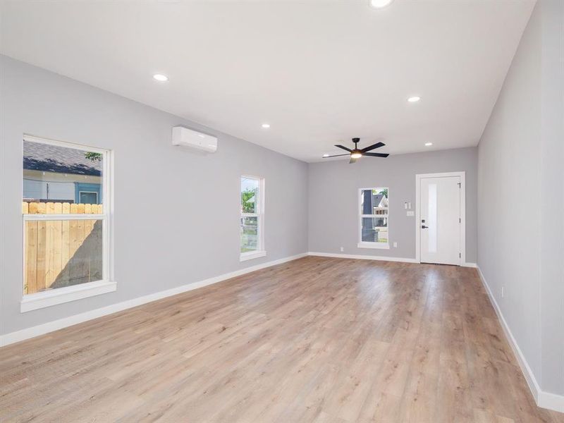 Spacious, unfurnished interior of a new home in , Brownwood (Image 28).