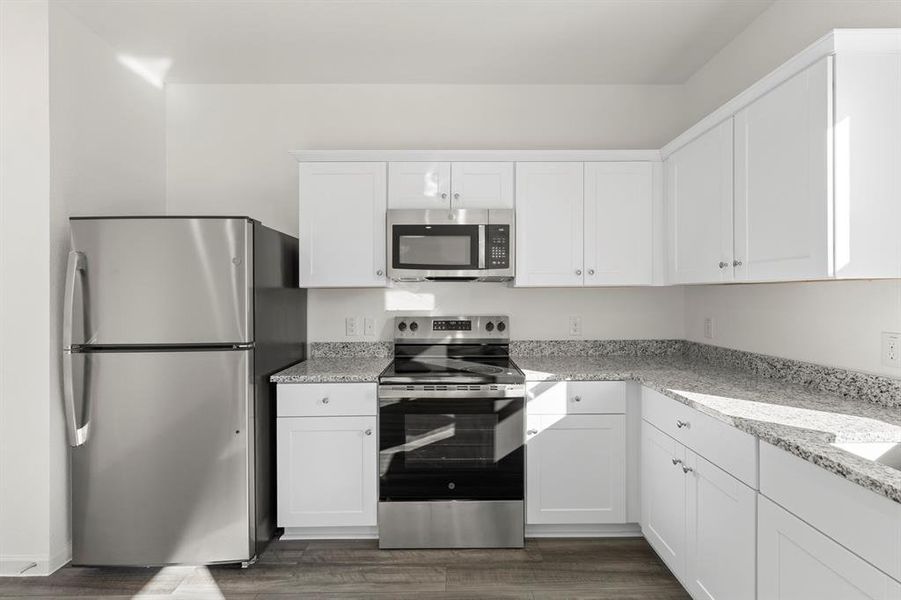 12. 205 Connecticut - Kitchen (3)