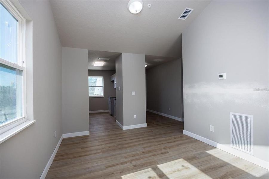 Spacious, unfurnished interior of a new home in , Gainesville (Image 16).