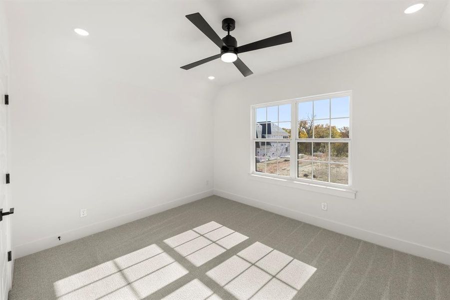 46. 591 Twilight - Bed 5