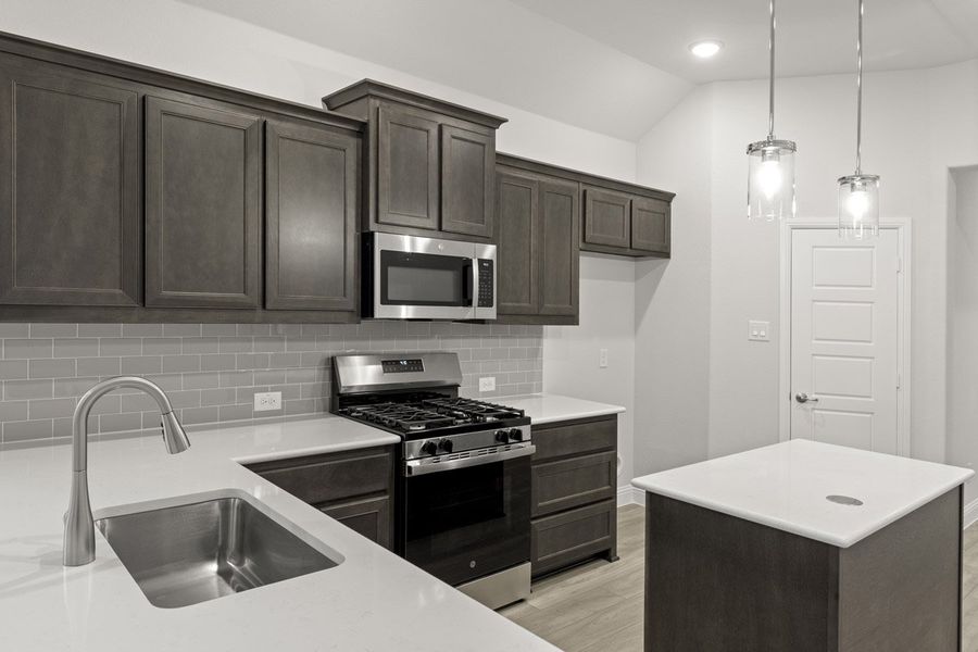 Representative furnished interior of a home built from the Statler by Pacesetter Homes in Keeneland, Aubrey (Image 5). Representative furnished interior of a home built from the Statler by Pacesetter Homes in Keeneland, Aubrey (Image 5).