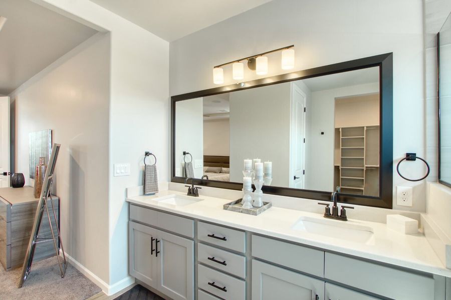 Representative furnished interior of a home built from the Sage by Hakes Brothers in Hillside Park, El Paso (Image 33).