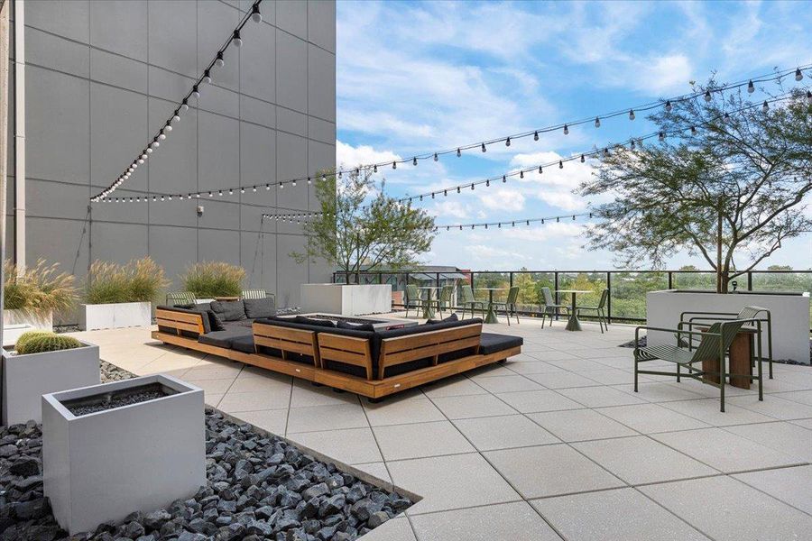 Image 33 of a home in .