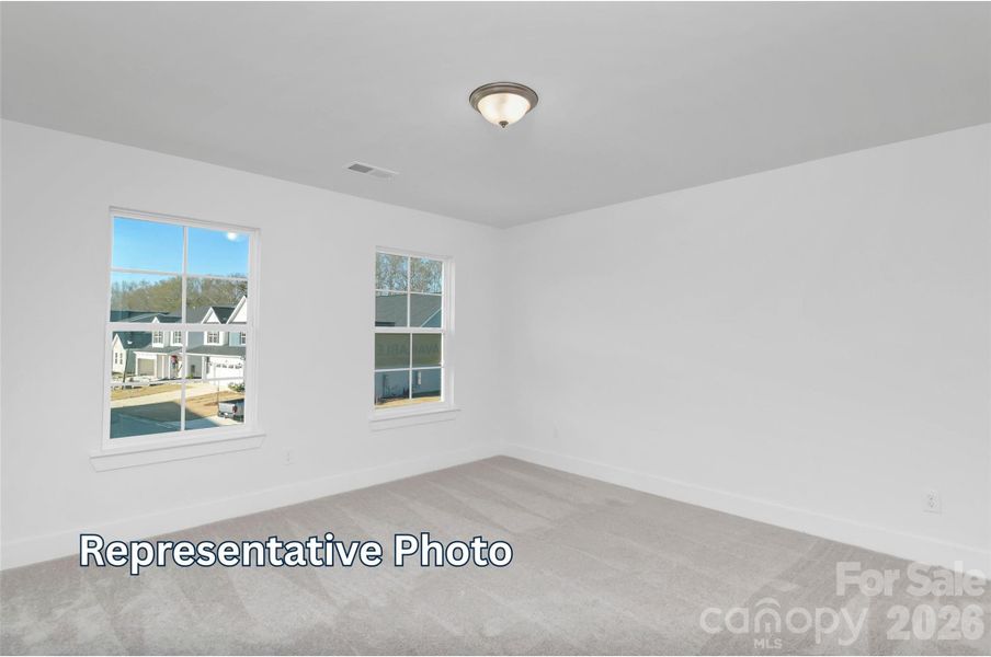 Spacious, unfurnished interior of a new home in Caldwell Forest, Charlotte (Image 13).